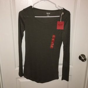 Long sleeve T-shirt
